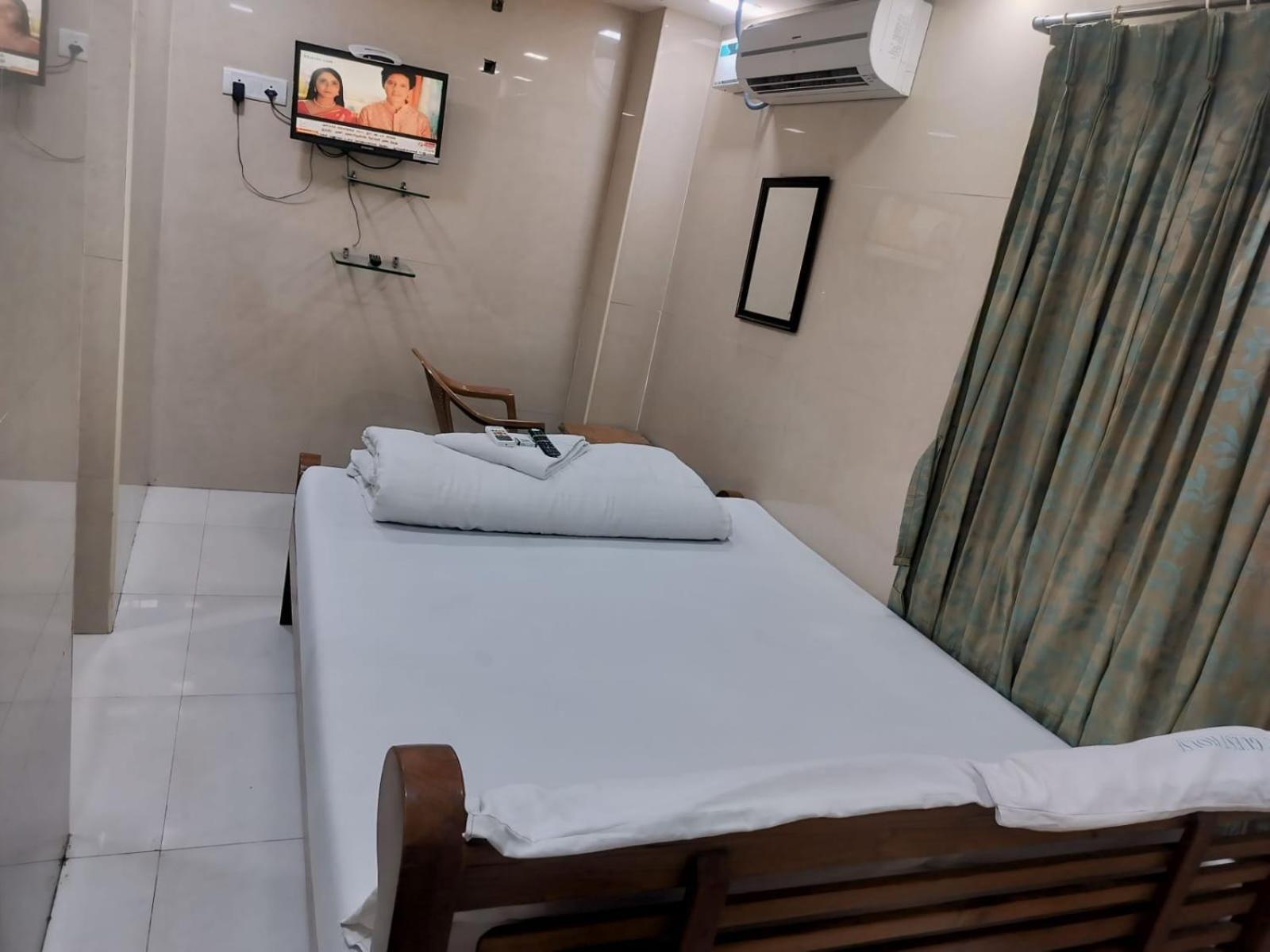 Hotel Mtc Guest House Chennai Exterior photo